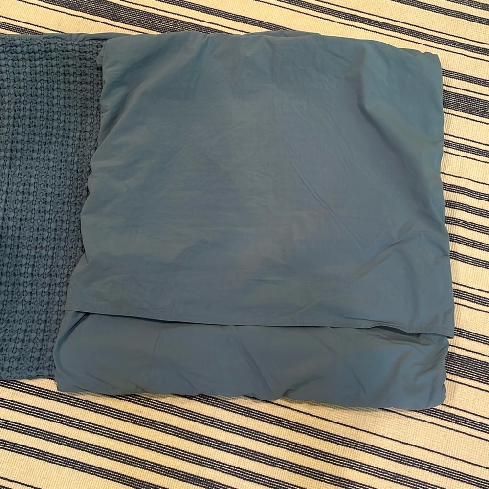 NWOT Serena & Lily Set of 2 Montauk Euro Shams in French Blue - Picture 4 of 7